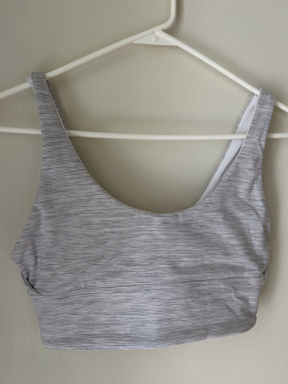 21. Size 2 LULULEMON Grey + White Reversible Align Bra